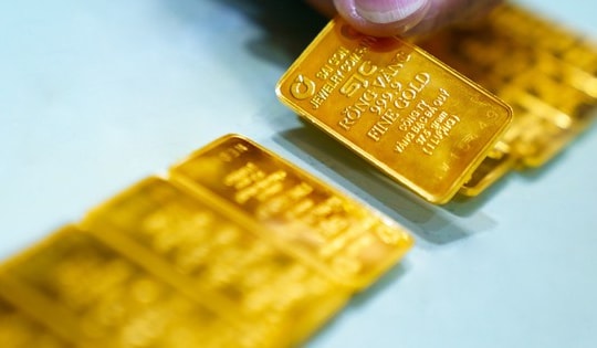 Dừng đấu thầu vàng miếng, Ngân hàng Nhà nước sẽ thay thế phương án bình ổn giá thị trường vàng khác