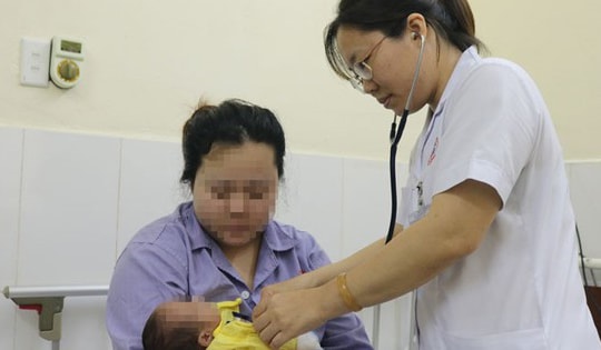 Kỳ tích cứu sống bé sinh non 27 tuần tuổi