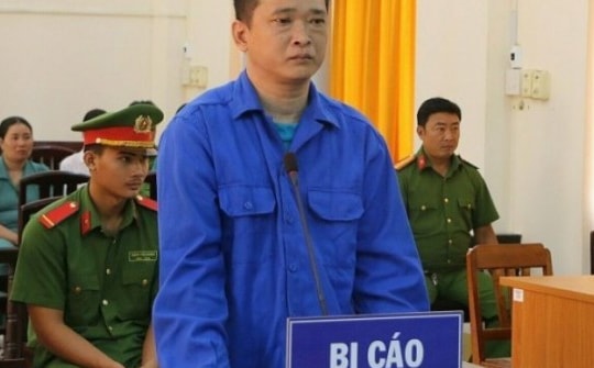 Người bán hàng rong bị tuyên 18 năm tù vì chém tổ tuần tra