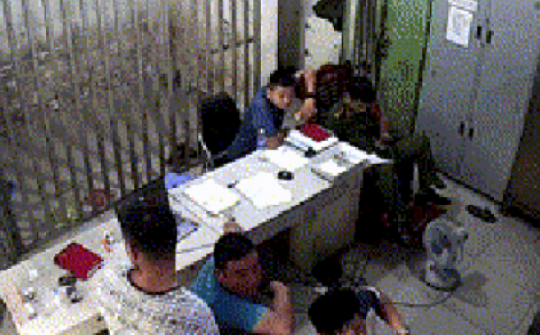 Nghi phạm xin đi vệ sinh rồi tháo chạy khỏi trụ sở công an