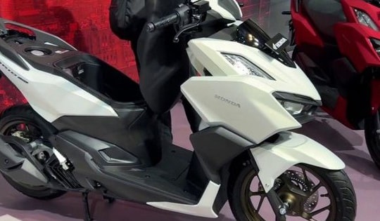 Giá xe Honda Vario 160 mới nhất tại đại lý tháng 6/2024 giảm mạnh chưa từng có, sẵn sàng cạnh tranh cùng Air Blade