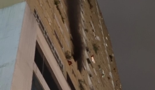 Hà Nội: Nhanh chóng khống chế đám cháy ở chung cư Bắc Hà