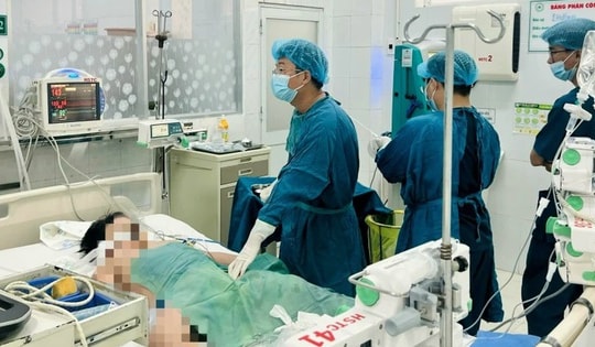 Bệnh nhi 13 tuổi trong vụ ngộ độc bánh mì ở Đồng Nai đã tử vong