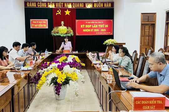 Ủy ban Kiểm tra xem xét kết quả kiểm tra khi có dấu hiệu vi phạm đối với Tỉnh ủy viên; Phó Bí thư, Chủ tịch huyện