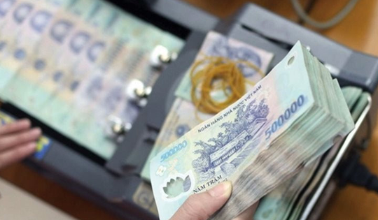 Gửi tiết kiệm 6 tháng hay 1 năm: Nhân viên ngân hàng lâu năm phân tích tỉ mỉ, đưa ra lời khuyên chính xác để tiền sinh lời cao nhất