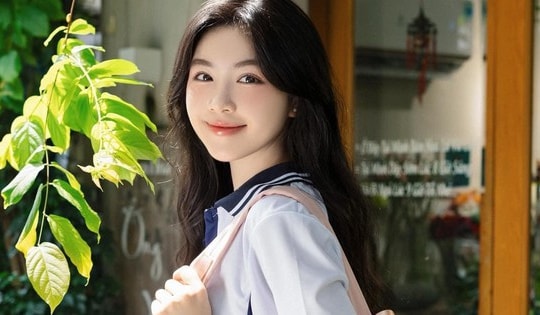 Con gái MC Quyền Linh: 18 tuổi có nhan sắc như hoa hậu, học hành giỏi giang