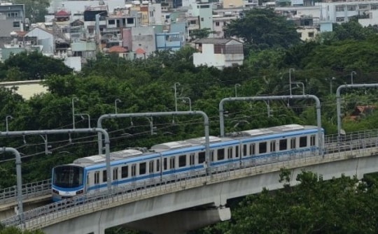 Loạt vướng mắc Metro số 1 đối diện trước thời hạn về đích