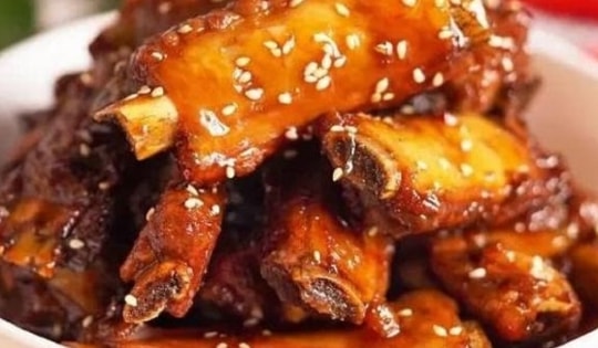 Cách làm món sườn xào chua ngọt ngon 'đỉnh của chóp'