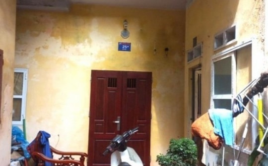 Hải Dương: Nam thanh niên dùng hung khí đâm trọng thương hàng xóm rồi cố thủ trong nhà