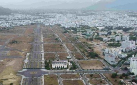 Cơ quan điều tra hình sự tìm người mua đất tại sân bay Nha Trang cũ