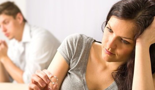 4 dấu hiệu xấu trên giường ngủ mà bạn không thể coi thường