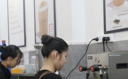 Nghỉ hè, sinh viên ở lại thành phố tất bật làm thêm