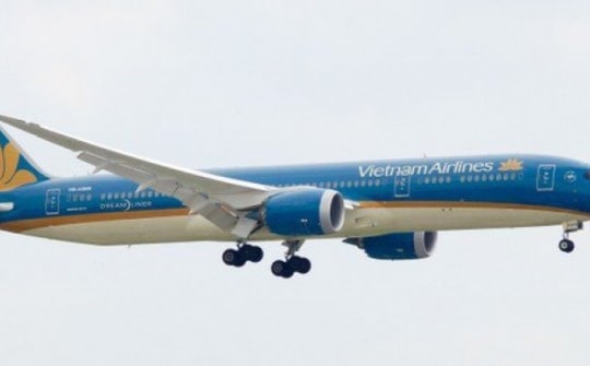 Mưa đá khiến 3 chuyến bay không thể hạ cánh Tân Sơn Nhất