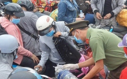 Vụ án kit test ở Cà Mau: Nhận quà tiền tỷ nhưng không bị tội nhận hối lộ, vì sao?