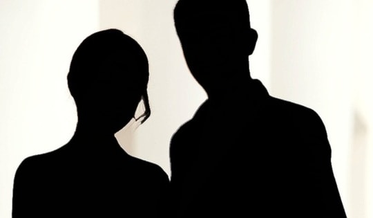 Cặp sao hạng A ly thân vì chồng liên tục lên mạng "săn nhân tình"