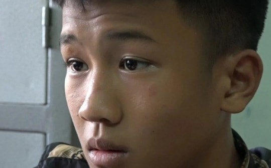 Khởi tố 2 thanh niên giả danh cảnh sát hình sự chặn xe người đi đường