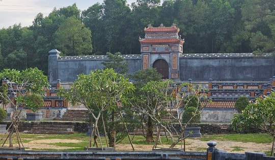 Cận cảnh lăng mộ Hoàng thái hậu Từ Dũ sau khi được trùng tu tiền tỷ