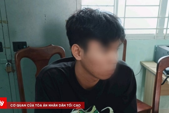 Đổ xăng đốt nhà bạn gái vì bị chia tay