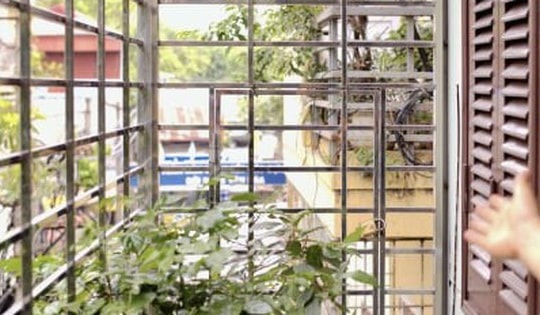 Hà Nội: Người dân phường Định Công tấp nập mở chuồng cọp sau vụ cháy thương tâm