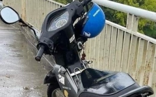 Người đàn ông nghi nhảy cầu để lại thư tuyệt mệnh '11 năm đi 2 miếng đất'