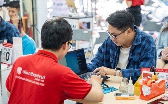 Điện Thoại Vui giảm thêm 10% phí sửa chữa laptop, điện thoại cho học sinh - sinh viên tựu trường