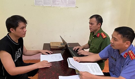 Trộm 50 chỉ vàng trong đền thờ để mua xe máy tặng người yêu