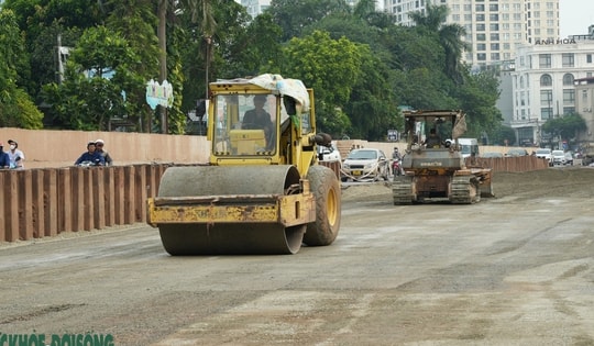 Đường Âu Cơ - Nghi Tàm lùi hạn thông xe, vì sao?