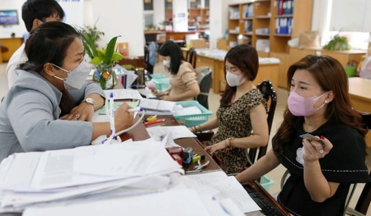 Bảng lương viên chức khi tăng lương cơ sở từ 1/7/2024