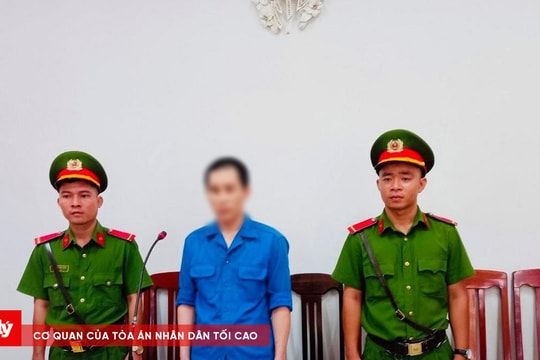 Mang súng xông vào sòng bầu cua đe dọa để cướp tiền