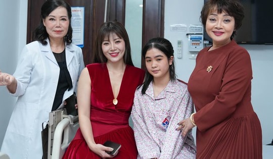 Nghệ sĩ Trà My bị fan hâm mộ đeo bám, Thanh Hương được khen trẻ đẹp, không 'đáng ghét' như trên phim