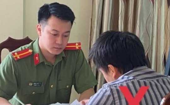 Hoang tin nhóm người đi ô tô bắt cóc trẻ em