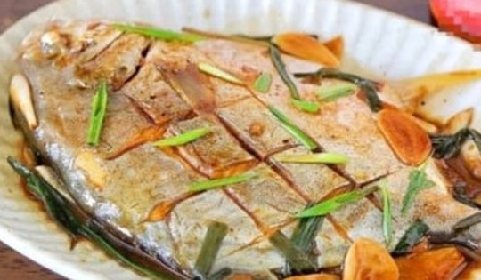 Cách làm cá chim sốt nước tương đơn giản