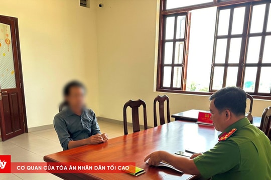 Lãnh 2 năm tù vì buôn bán rùa