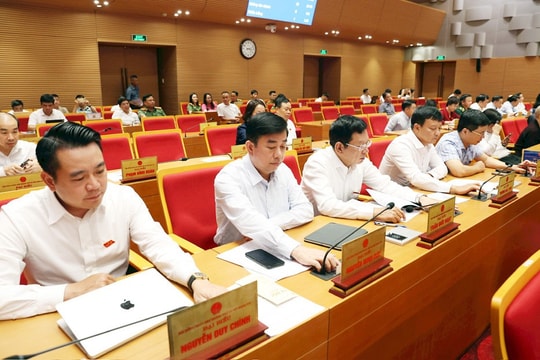 Hà Nội thông qua mức hỗ trợ lực lượng bảo vệ an ninh, trật tự ở cơ sở