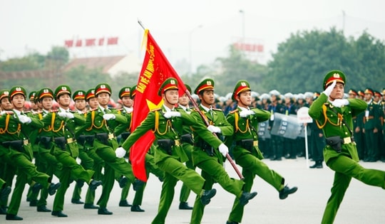 Điểm mới về bảng lương của lực lượng công an từ 1/7/2024