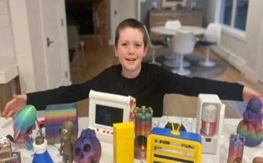 10 tuổi đã kinh doanh mỗi ngày, cậu bé thu về hàng ngàn USD từ việc ai cũng có thể làm