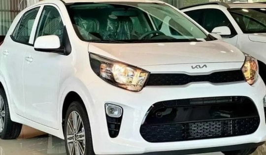 Giá lăn bánh Kia Morning mới nhất đang rẻ chưa từng có, Hyundai Grand i10 dễ thua về doanh số