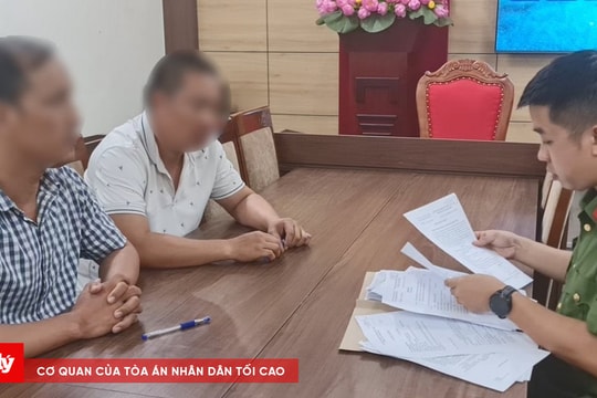 Tạm giữ hình sự hai lái xe "taxi dù" chèn ép xe khác