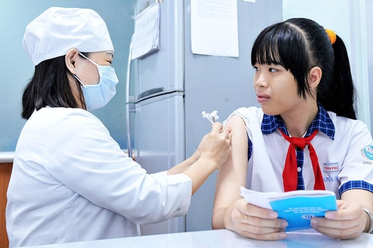 Thay đổi mức đóng BẢO HIỂM Y TẾ hộ gia đình, học sinh, sinh viên