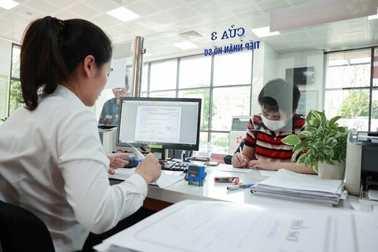 Quy định mới: Tiêu chuẩn xét thăng hạng viên chức hành chính từ 15/8