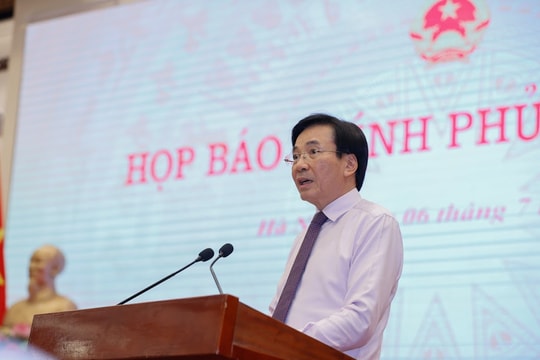 Tăng trưởng vượt kịch bản; xuất siêu 11,63 tỷ USD; dành hơn 700 nghìn tỷ đồng để tăng lương