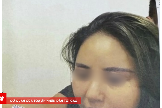 Người phụ nữ tổ chức 'tiệc' ma túy cùng nhóm bạn tại căn hộ chung cư