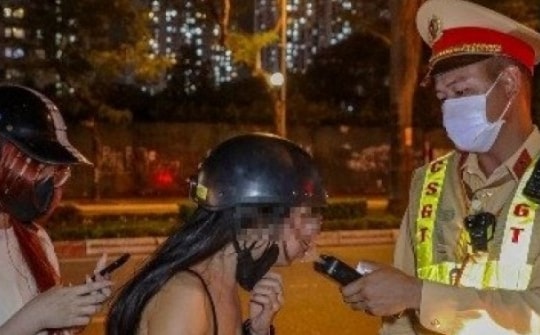 Chưa nộp phạt vi phạm giao thông, tài xế có được cấp, đổi giấy phép lái xe?