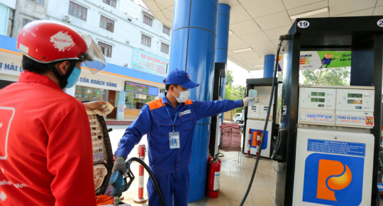 Đề xuất các điều kiện đối với cửa hàng bán lẻ xăng dầu, điểm bán xăng dầu