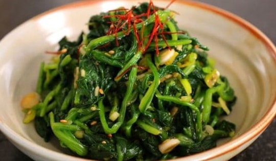 Loại rau kéo dài tuổi thọ mà người Nhật dùng mỗi ngày, giúp hạ đường huyết, xương chắc khỏe, bán đầy ở chợ Việt