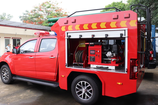 Công ty đằng sau chiếc xe cứu hỏa mini đầu tiên tại Việt Nam, chạy được vào hẻm và ngách hẹp