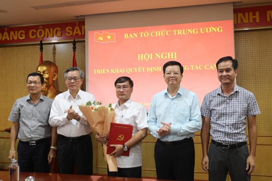 Bổ nhiệm Thư ký Ủy viên Bộ Chính trị, Bí thư Trung ương Đảng, Trưởng Ban Tổ chức Trung ương