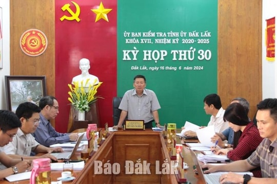 Kỷ luật nguyên Phó Giám đốc Sở Tài chính, đề nghị kỷ luật Giám đốc, nguyên Giám đốc Sở GD&ĐT