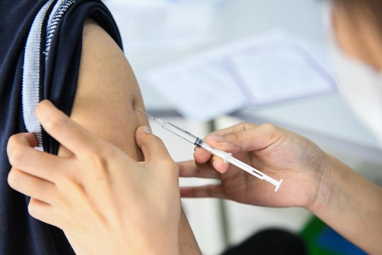 Đã tiêm vaccine phòng bạch hầu, có cần tiêm nhắc lại?