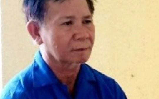 Đổ thuốc diệt cỏ vào đồ ăn sáng để đầu độc vợ cũ